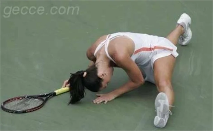Tenis kortlarının güzelleri