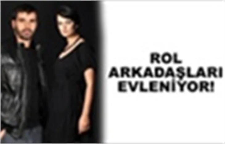 HADİSE’DEN AYRILDI ATİYE’YLE ÇALIŞIYOR