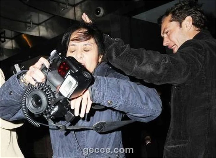 Paparazzi döven ünlüler!