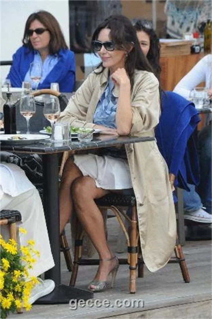HANDE ATAİZİ
