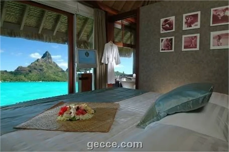 BORA BORA