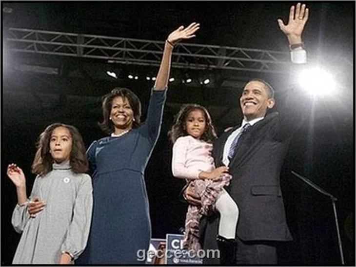 Obama çifti evlilik yıldönümlerini kutladılar!