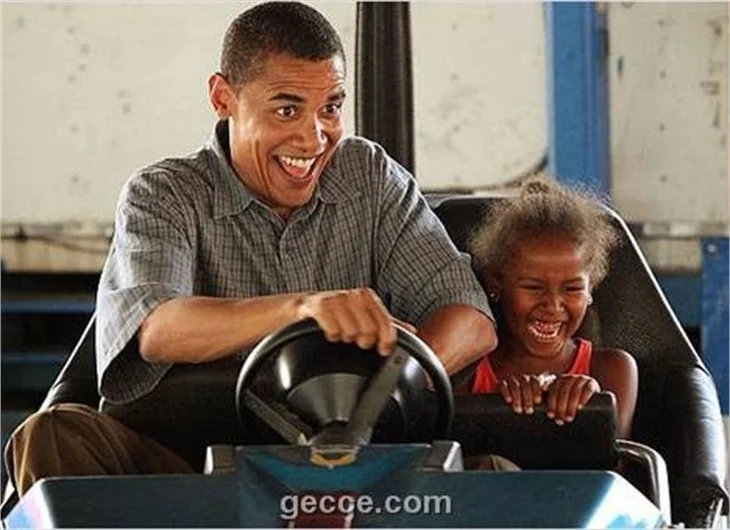 Obama çifti evlilik yıldönümlerini kutladılar!