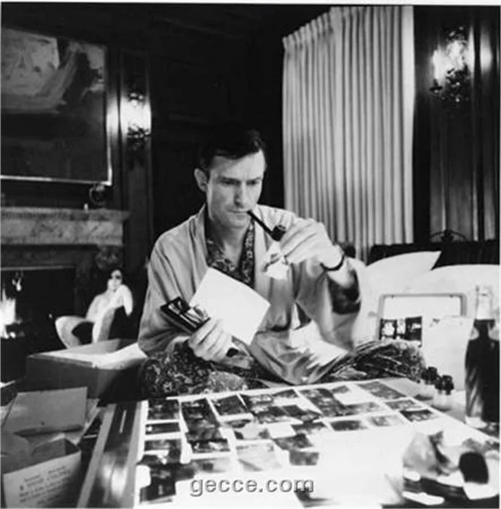 Hugh HEfner'in haremi!
