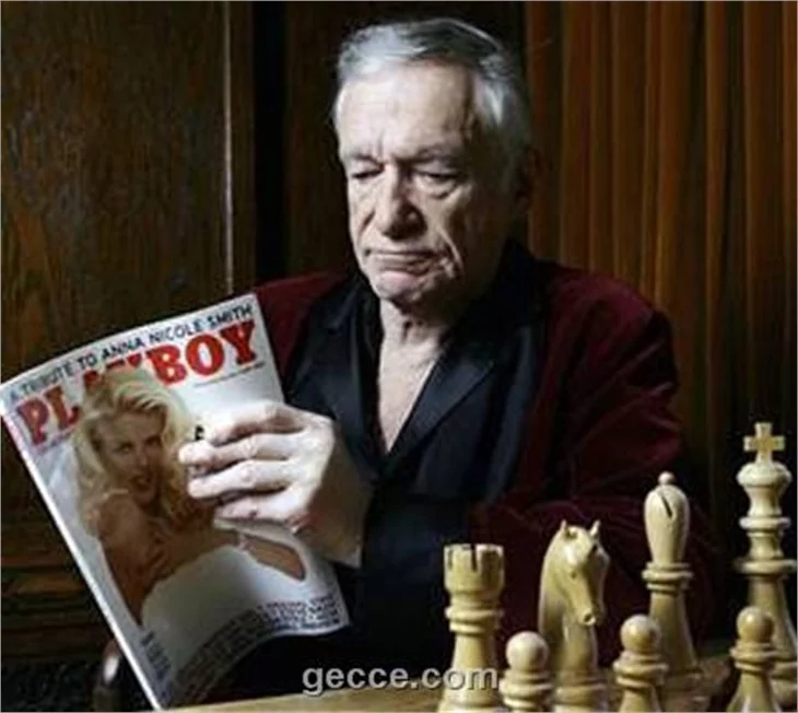 Hugh HEfner'in haremi!