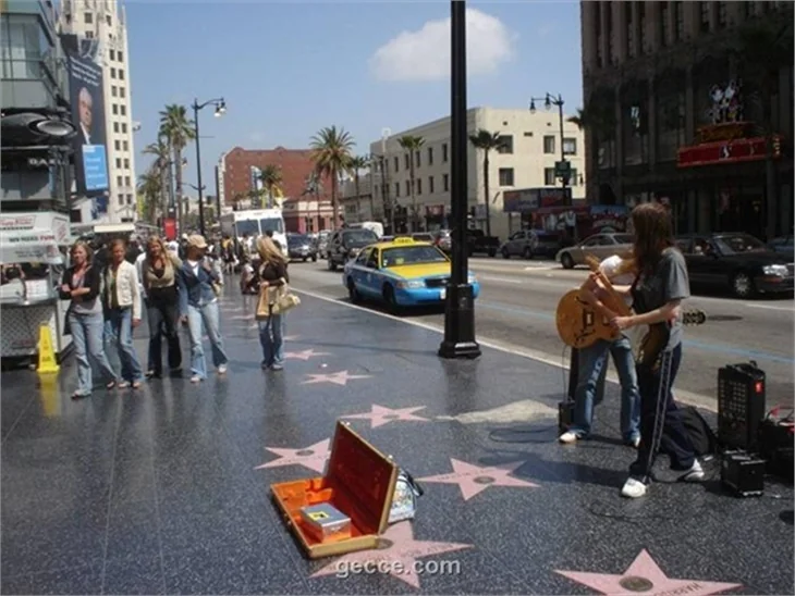 HOLLYWOOD