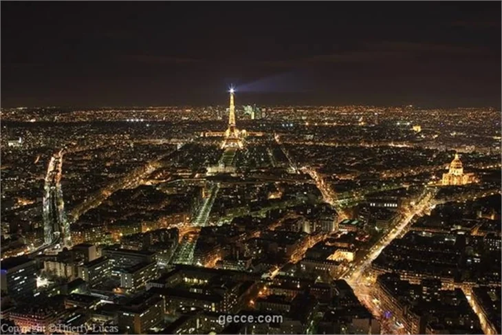 PARIS