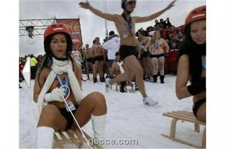 ÇIPLAK KAYAKÇILAR!