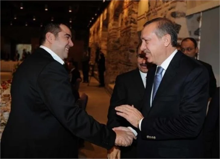 BAŞBAKAN SİNEMACILARLA BİR ARADA!
