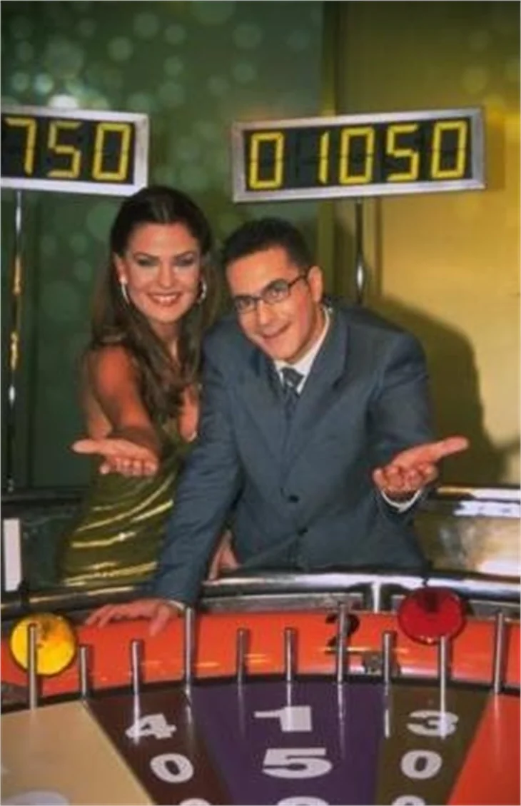 TV ekranlarının güzel hostesleri