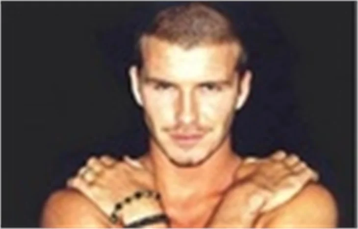 FUTBOLCU DAVID BECKHAM ÇOK UTANGAÇMIŞ!
