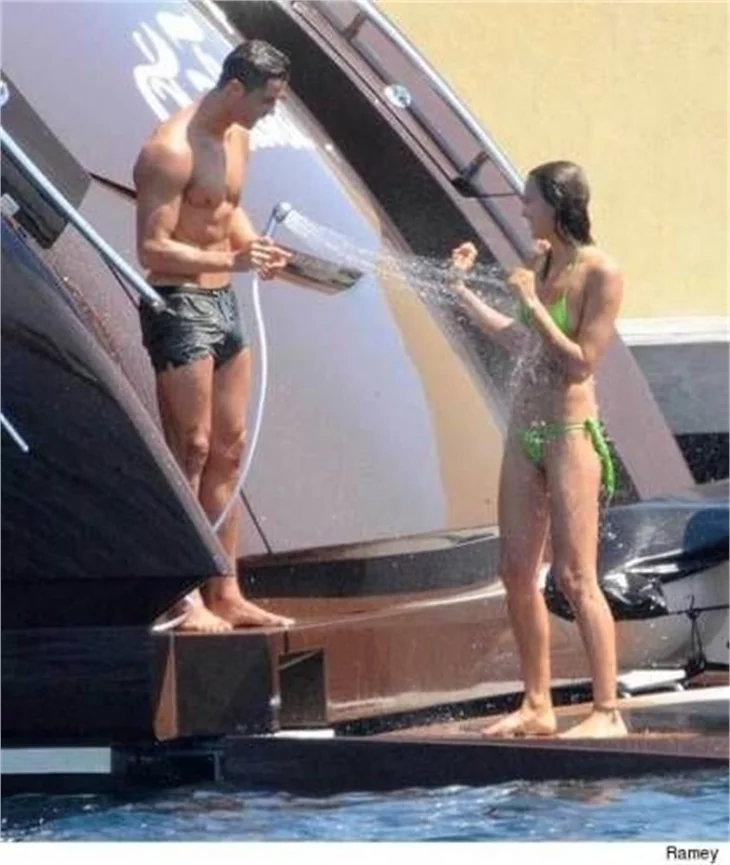 Ronaldo, sevgilisi Irina Shaykiel ile aşk tatilinde