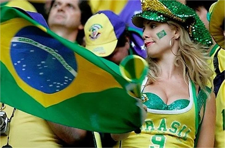 Dünya kupasının seksi taraftarları!