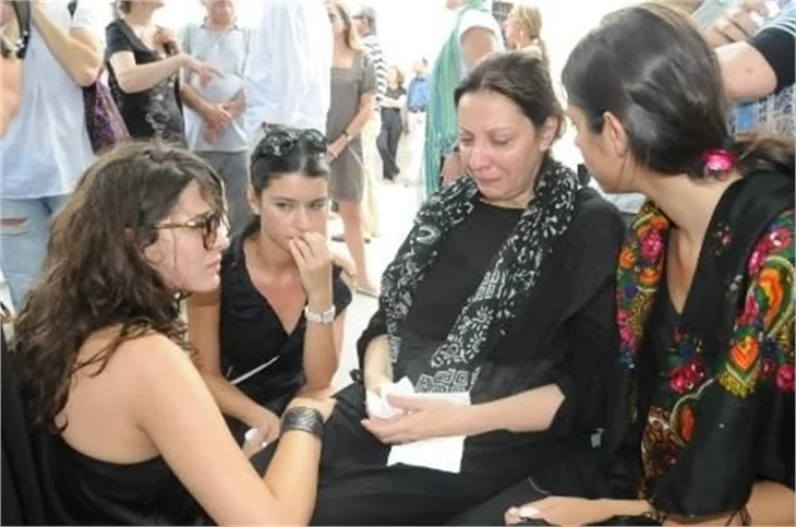 Ayda Aksel eşini kaybetti..