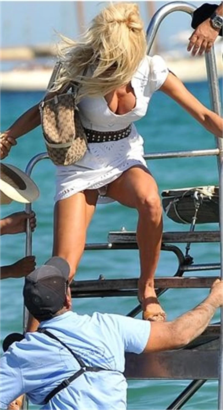 Victoria Silvstedt frikik verdi...