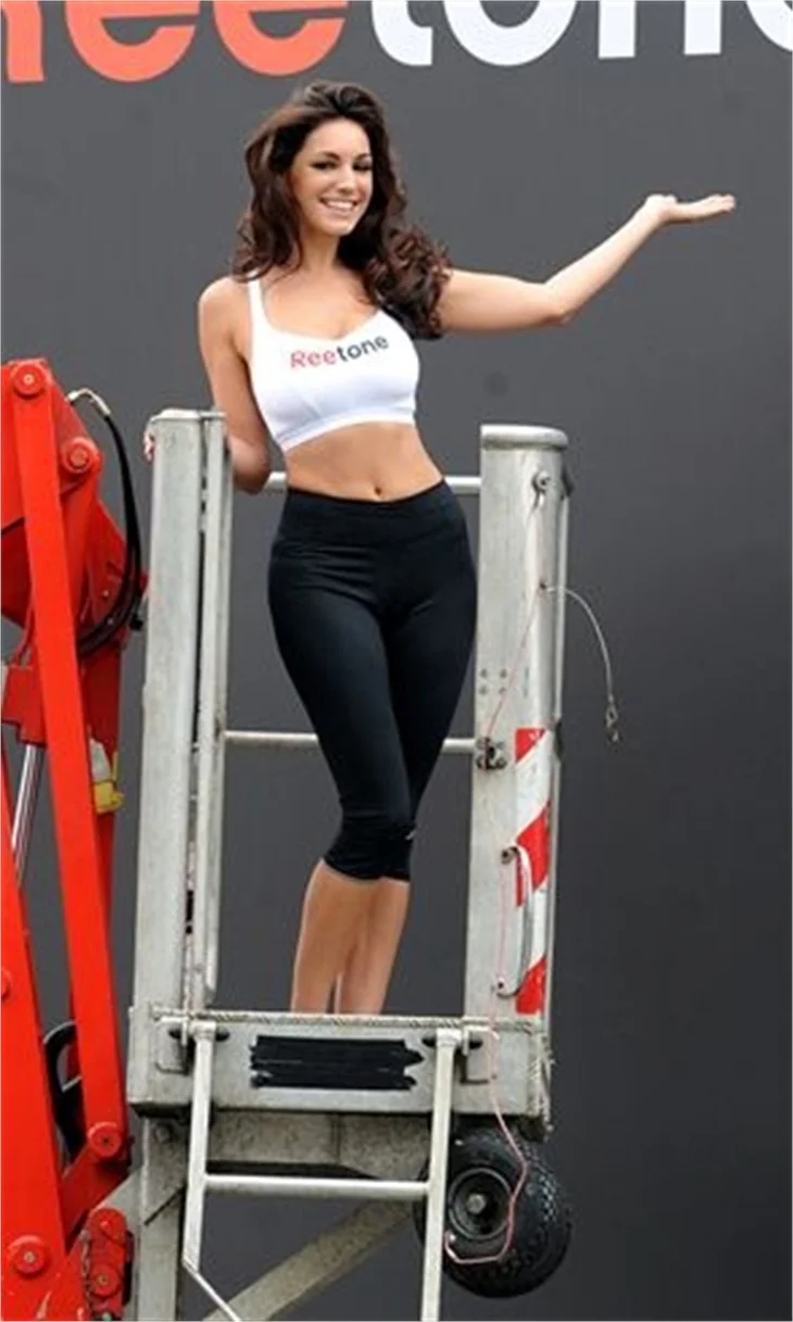 Kelly Brook'tan spor dersleri...