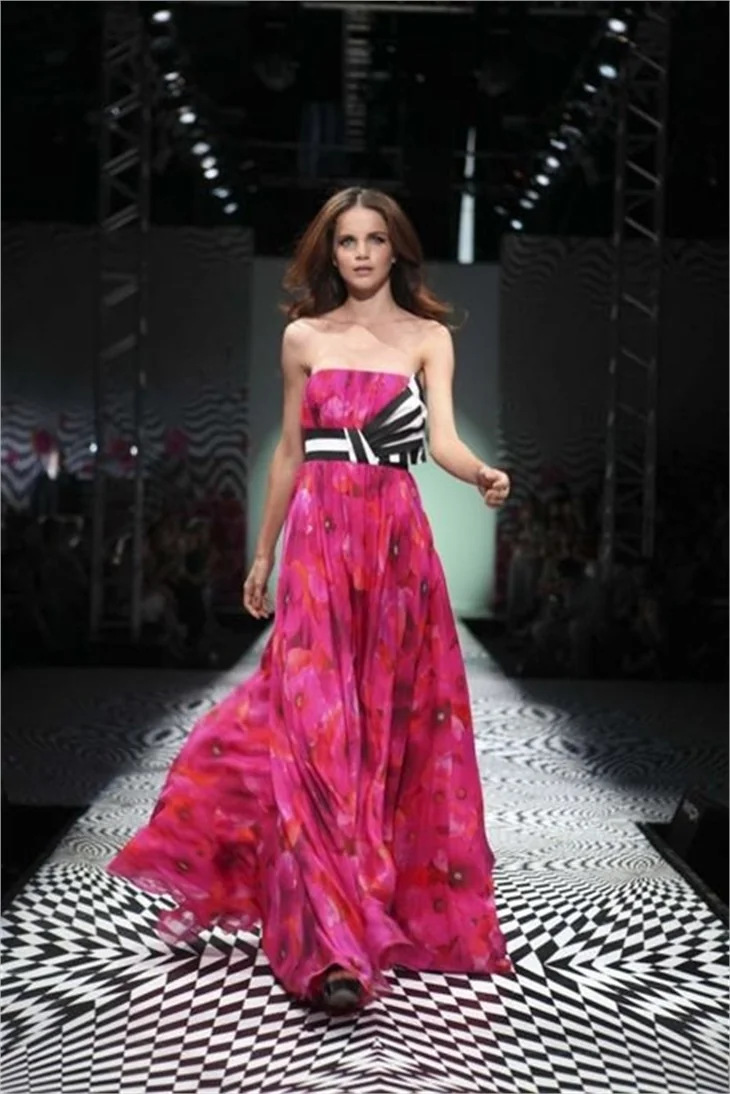 İstanbul Fashion Week'den görüntüler..