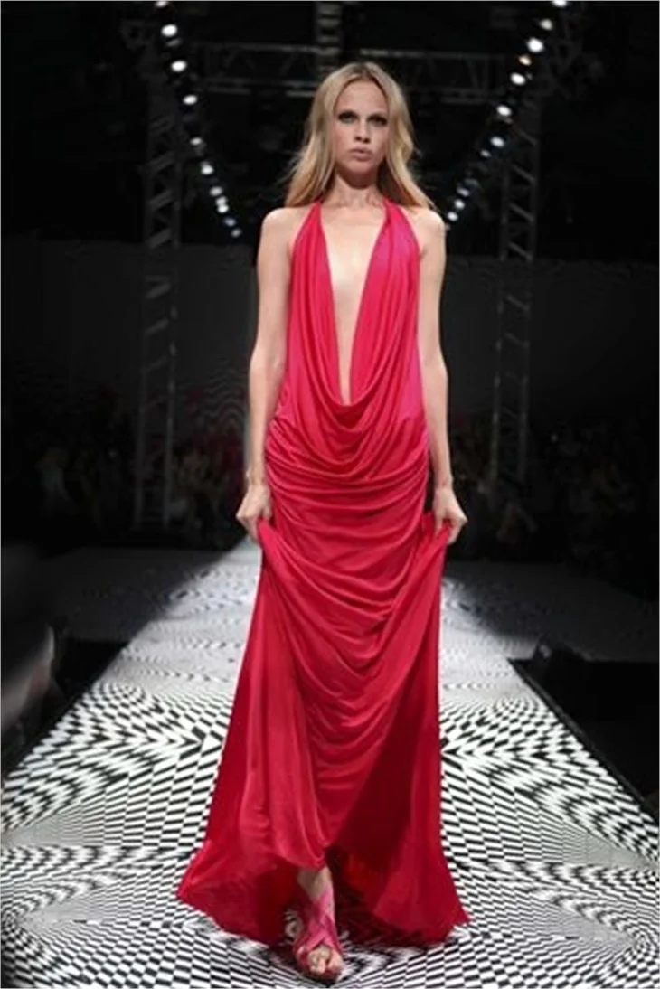 İstanbul Fashion Week'den görüntüler..