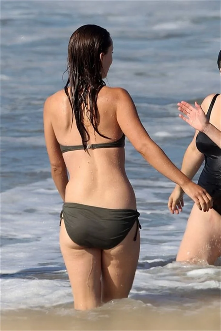 Olivia Wilde bikinili görüntülendi..