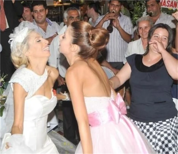 Zeynep Casalini'nin düğününden görüntüler..