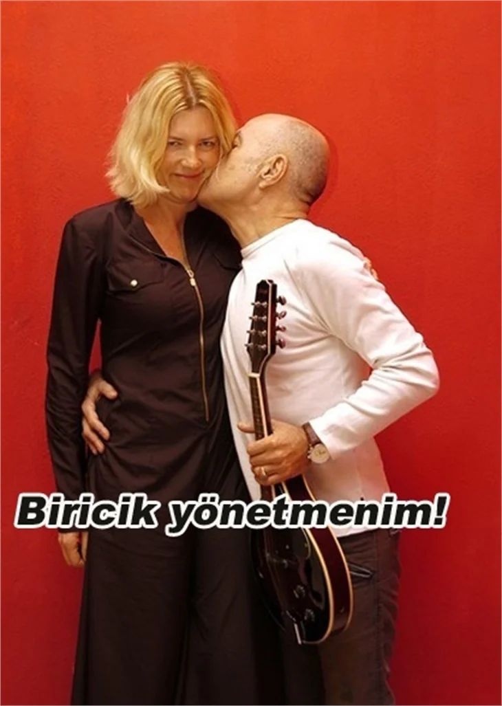 BOŞ VAKİTLERİNDE DÜNYAYI GEZİYORLAR..