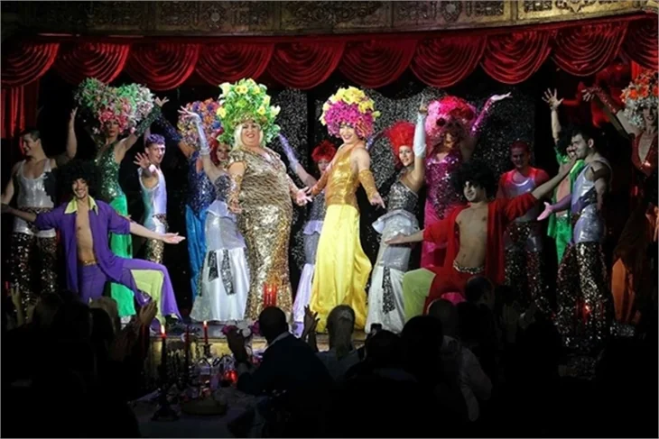 Nahide'de Drag Queen'lerden muhteşem şov!