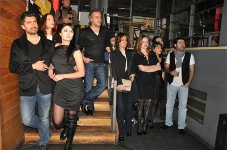 Özcan Deniz'in yeni filmi 'Ya Sonra'nın galası yapıldı..