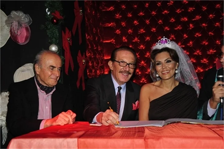 Feryal-Kemal Gülman çifti Lüküs Saz'da nikah tazeledi..