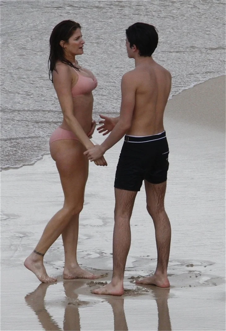 Stephanie Seymour'un bikinili görüntüleri!