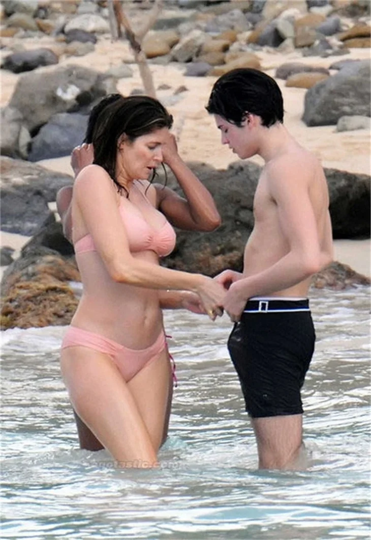 Stephanie Seymour'un bikinili görüntüleri!
