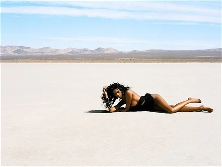 Victoria's Secret'ın seksi bikini modeli Jessica White!