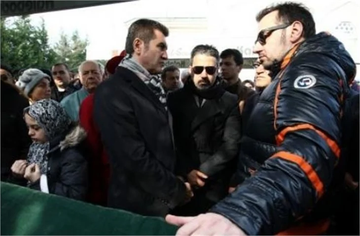 Defne, son yolculuğuna böyle uğurlandı!