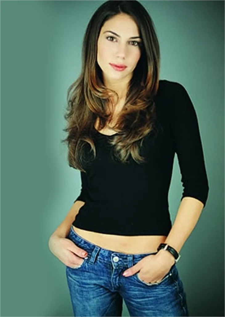ZEYNEP BEŞERLER: O SAHNELERİ KONUŞMAM!