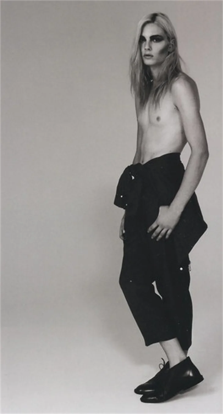 Androjen model Andrej Pejic, kadınları kıskandırıyor!