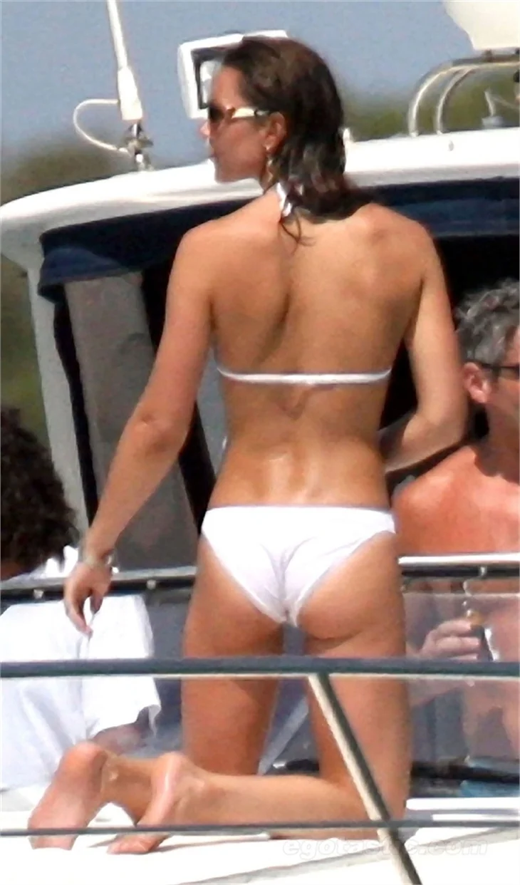 Kate Middleton'ın bikinili görüntüleri..