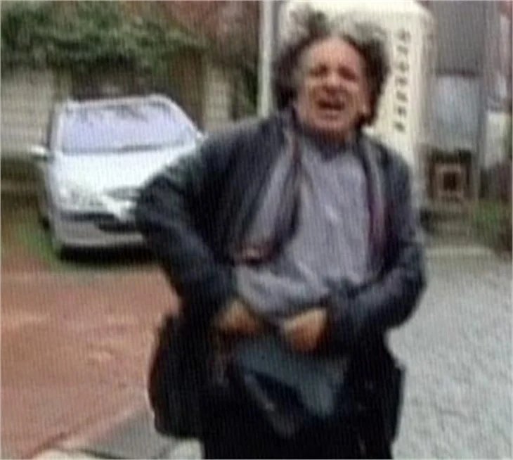 Bedri Baykam ve asistanı bıçaklandı...