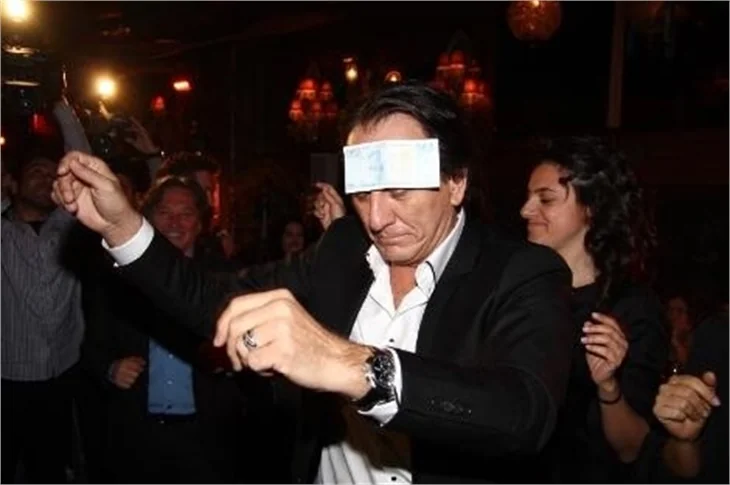 "Arka Sokaklar" 5. yılını böyle kutladı..