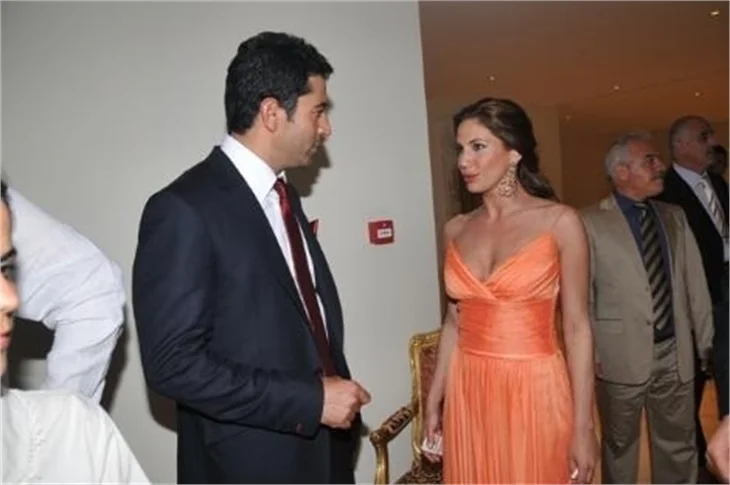 Zeynep Beşerler, Kenan İmirzalıoğlu ile görüntülendi..