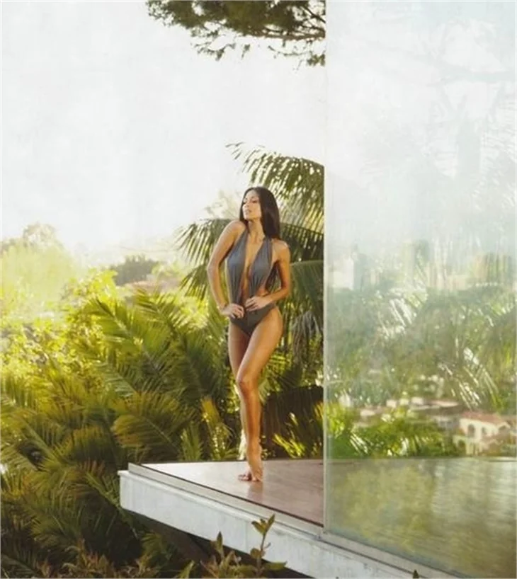 Nicole Scherzinger verdiği sıcak pozlarla Hindistan'ı ısıttı..