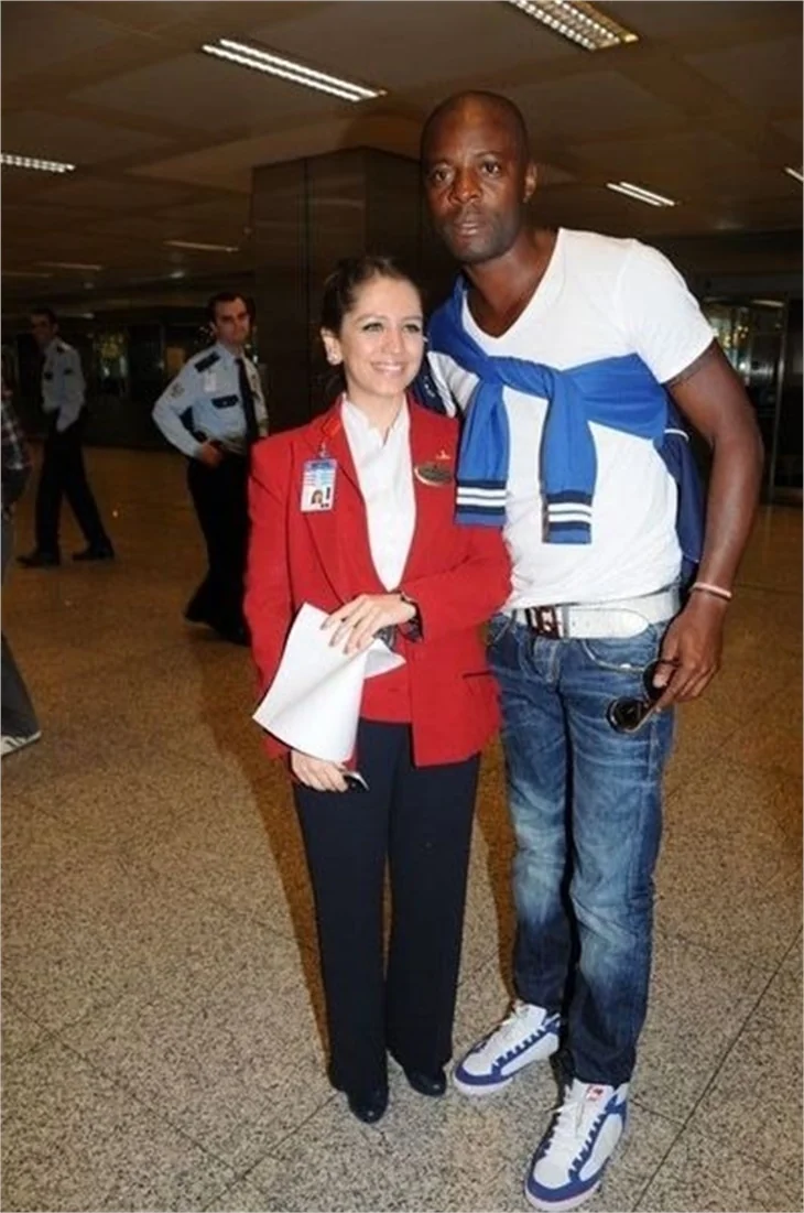 Pascal Nouma'nın adadan dönüşü izdiham yarattı..