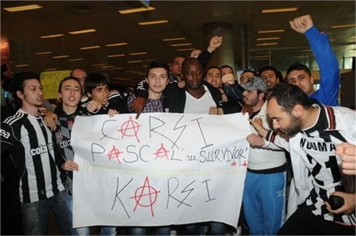 Pascal Nouma'nın adadan dönüşü izdiham yarattı..