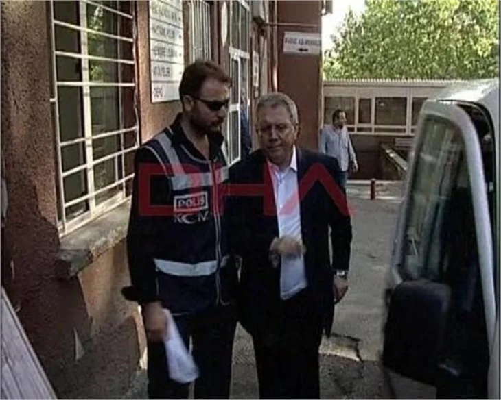 Aziz Yıldırım gözaltına alındı