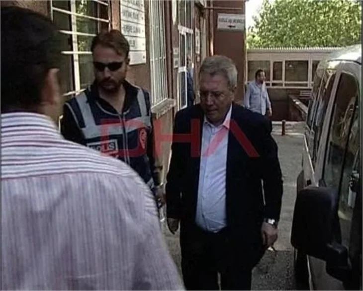 Aziz Yıldırım gözaltına alındı