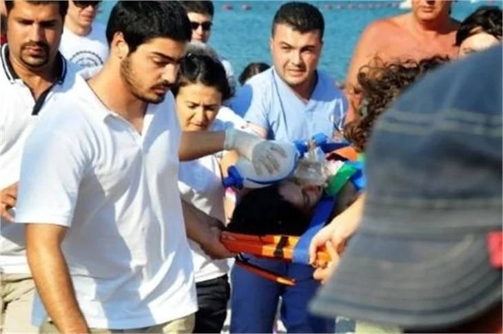 Reklam yıldızına tatilde büyük şok!