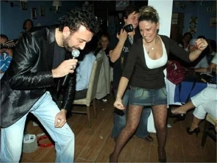 Reklam yıldızına tatilde büyük şok!