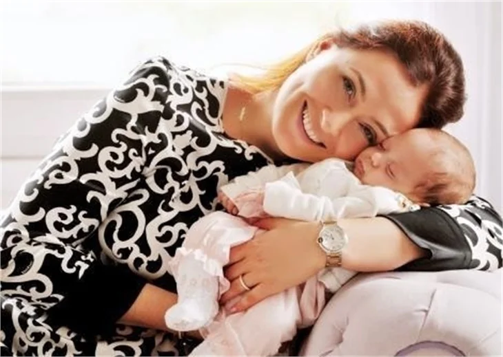 Ceyda Düvenci ve kızı Melisa