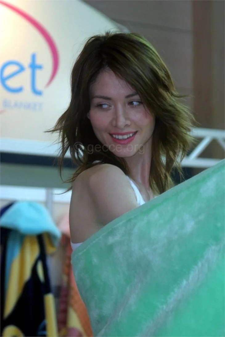 Nefise Karatay