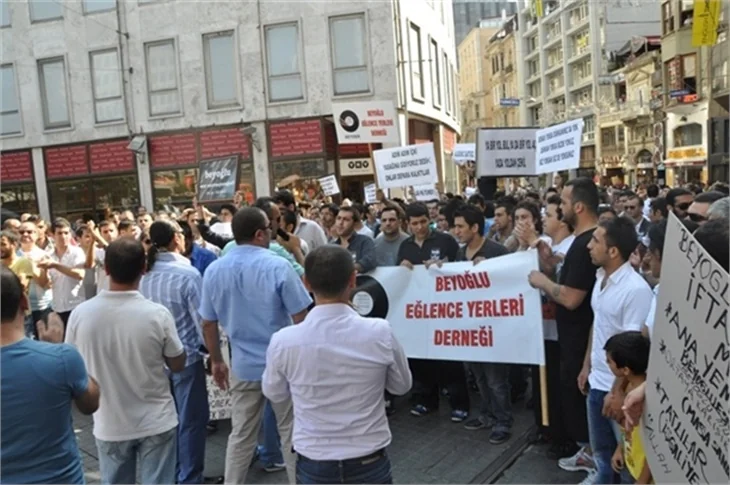 Beyoğlu eylemleri devam ediyor..
