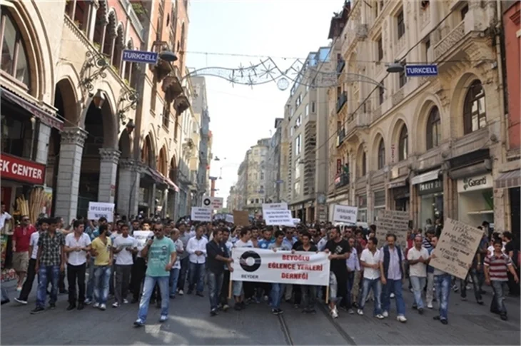 Beyoğlu eylemleri devam ediyor..