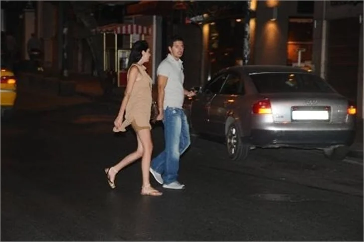 Murat Han, gönlünü manken Nur Gümüşdoğrayan’a kaptırdı...